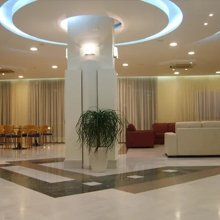 Hotel Atlantica Yakinthos 3*