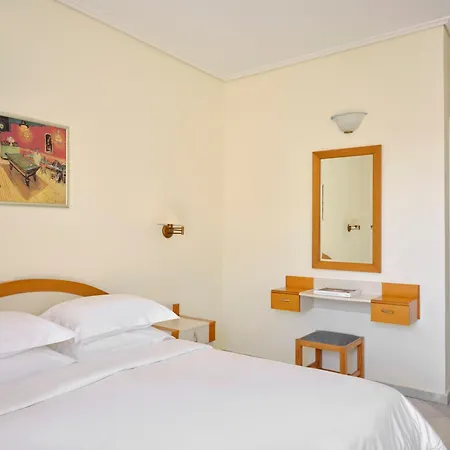 Atlantica Yakinthos 3*